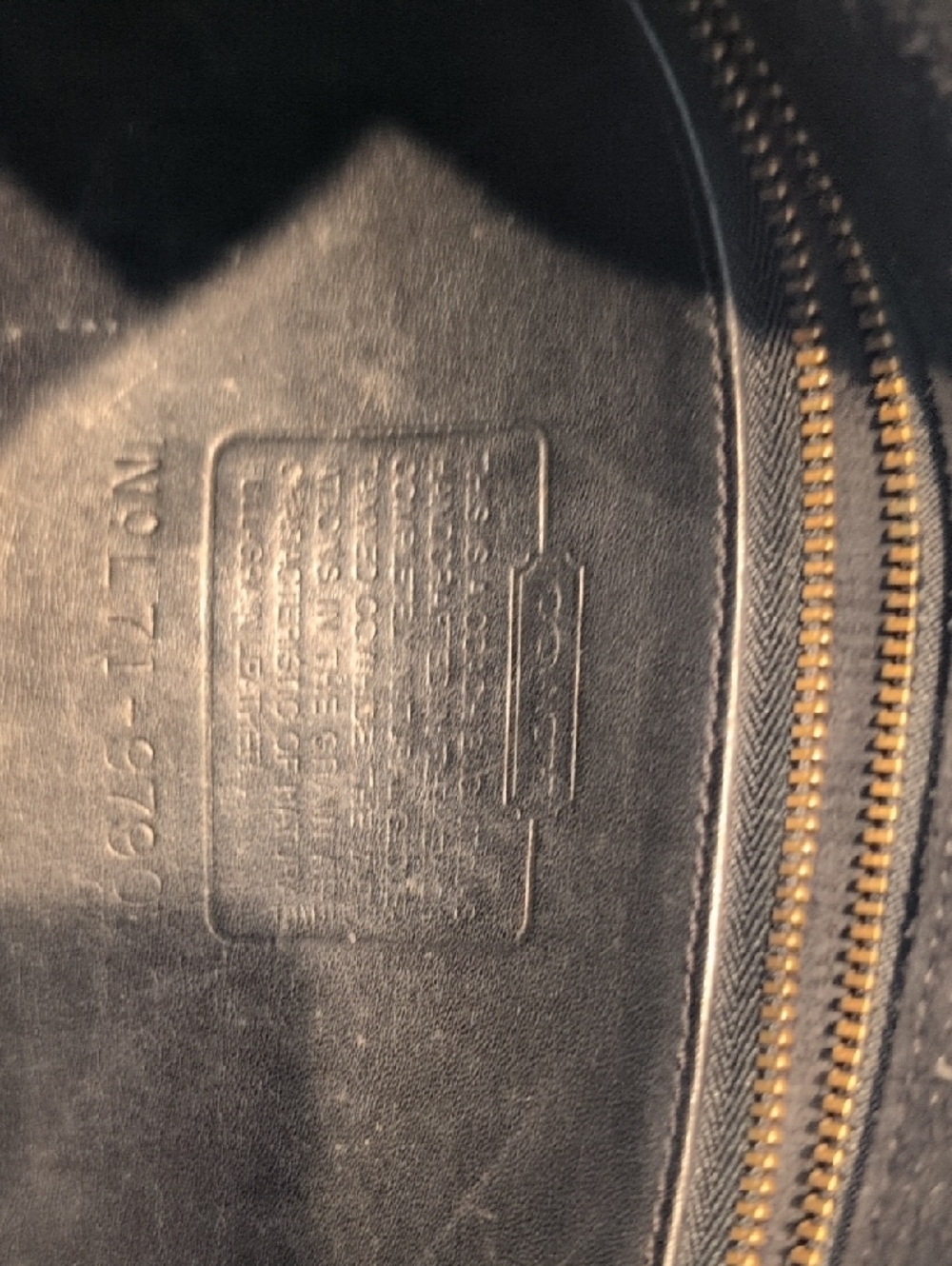 Classic Coach Black Leather Crossbody Bag with Gold Turn-Lock - Picture 2 of 2